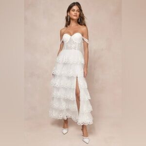 💎NWOT Lulu Luxe Beauty White Embroidered Tiered Off-the-Shoulder Dress💎